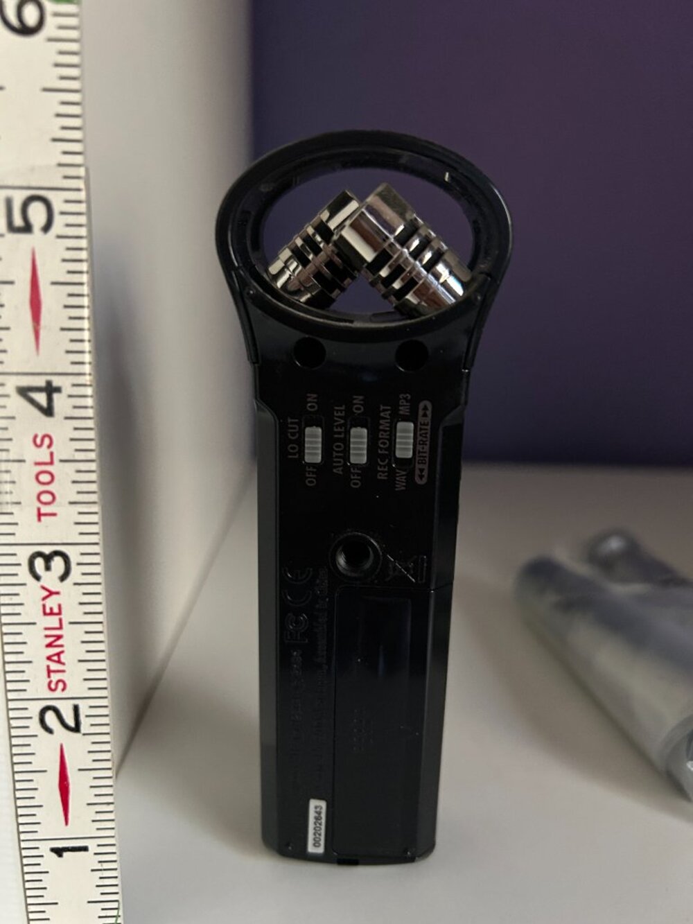 Zoom H1 Handy Recorder & Accessory Pack - Picture 4 of 7